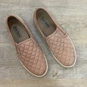 Steve Madden slip on